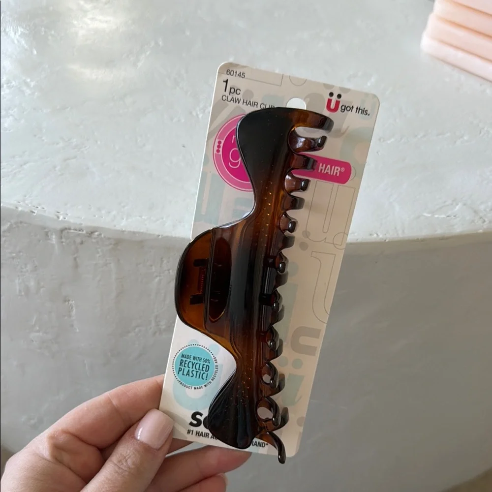 NEW- Scunci No Slip Grip Hair Clip